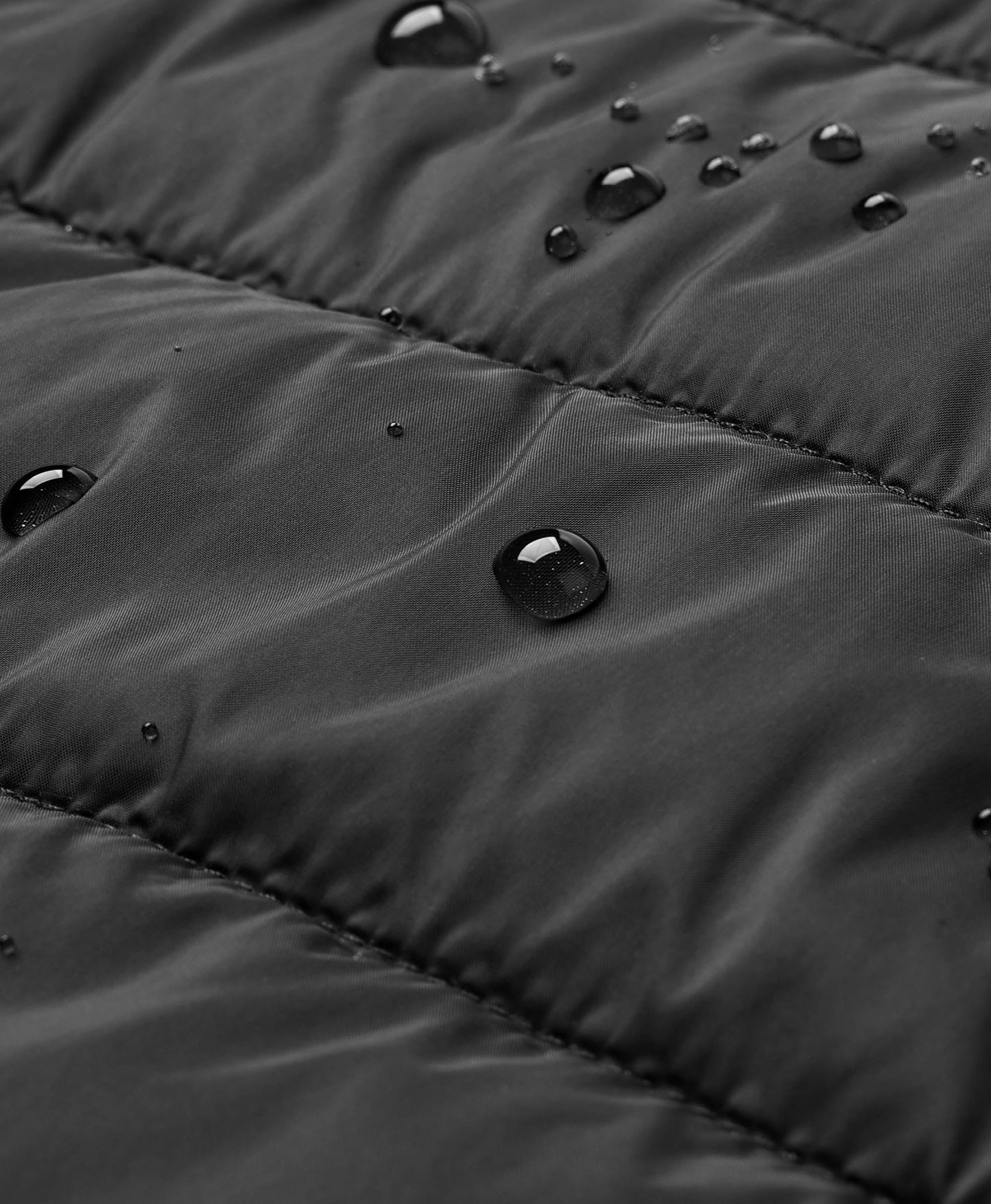 Endverkauf - PuffLyte Männer beheizbare Leichte Jacke - Schwarz