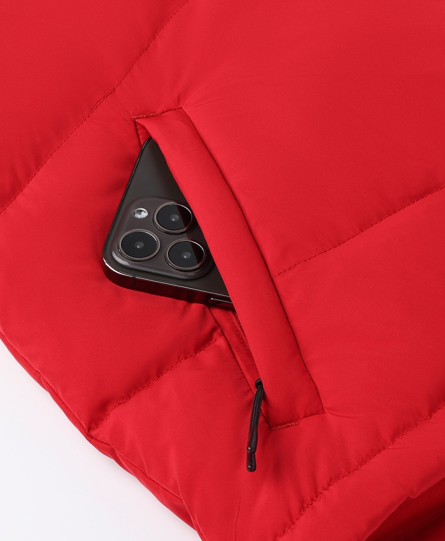 Frauen beheizbare kurze Puffer-Daunenweste - Schwarz / Rot